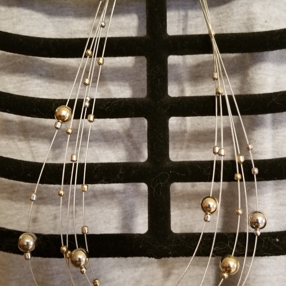 Lia sophia necklace